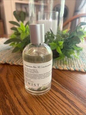 Diamonds No. 92 Eau de Parfum — Twist